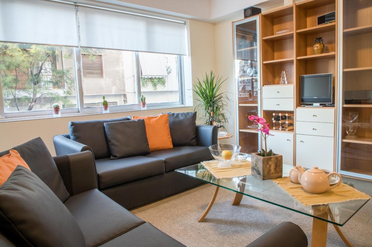 Diamerisma-Grafeio Apartment พีเรียส ภายนอก รูปภาพ