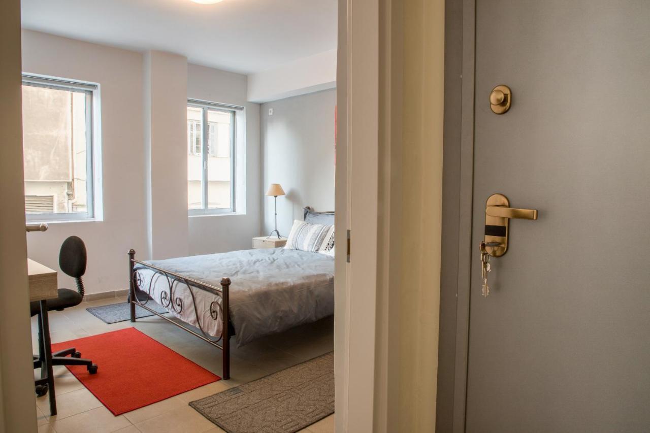 Diamerisma-Grafeio Apartment พีเรียส ภายนอก รูปภาพ